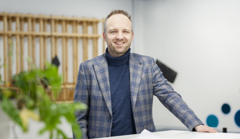 Meet Marvelous Jeroen